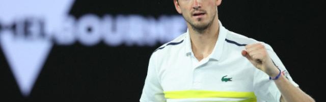 奇异果娱乐-梅德维德夫王者之相初显 欲实现突破仍需弥补短板