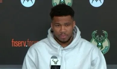 字母哥：今晚表现并不理想，很高兴能够尽我所能帮助队友